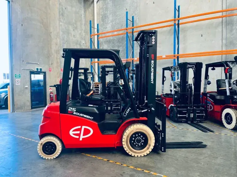 Clearance Sale: EP EFL253 | 2.5T Lithium Forklift with 5.5m Mast & Non-Marking Tyres